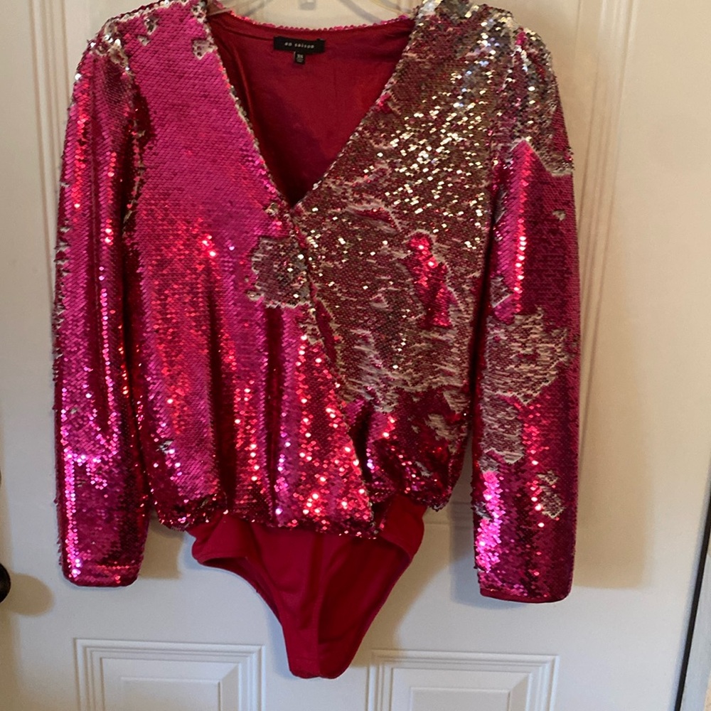 En Saison Womens Bastienne Pink Sequin Bodysuit  puffed-sleeve, XS fits S/M